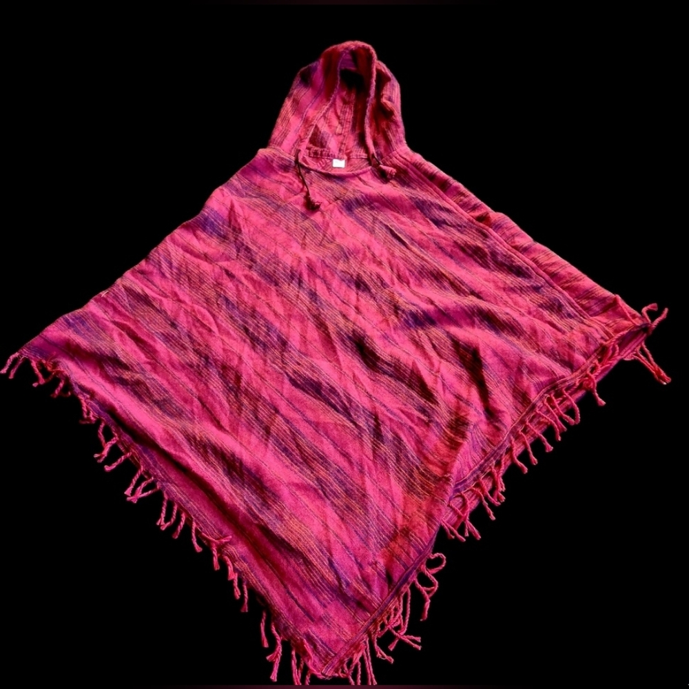 Warm & cozy unisex hooded poncho!